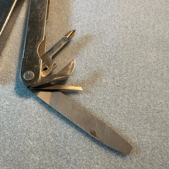 Vintage Leatherman Multi-Tool - Picture 11 of 16